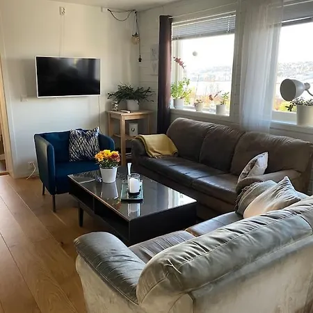 Cosy Flat Near Cable Car And The Arctic Cathedral Apartment Tromso Exterior photo